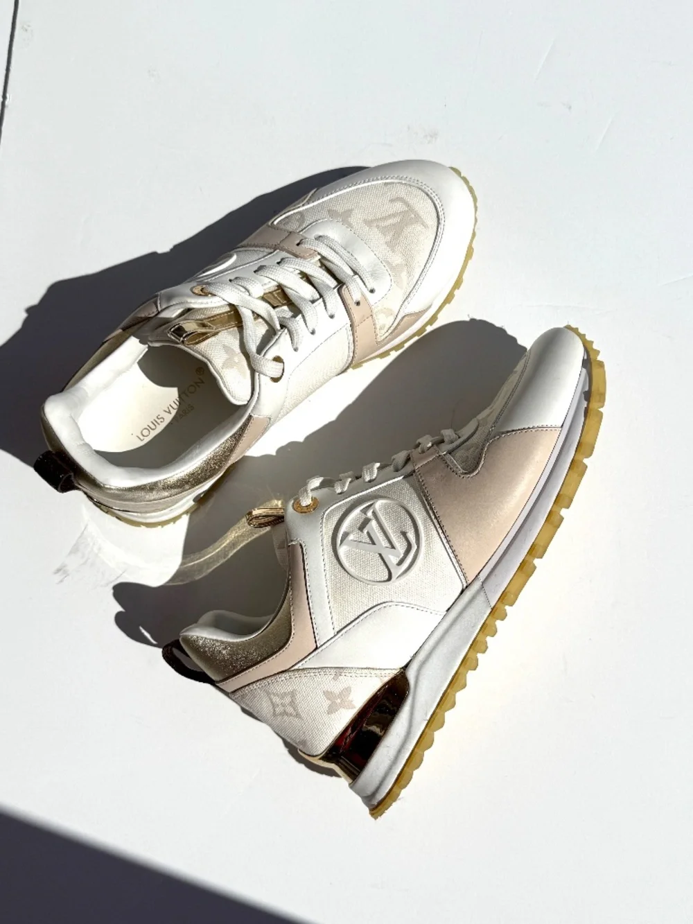 LOUIS VUITTON Run Away White Leather Fabric Monogram Sneakers 36.5, 6.5